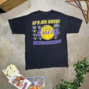 Vintage Y2K 2001 Los Angeles Lakers Back to Back Champions Tee NBA Kobe Shirt
